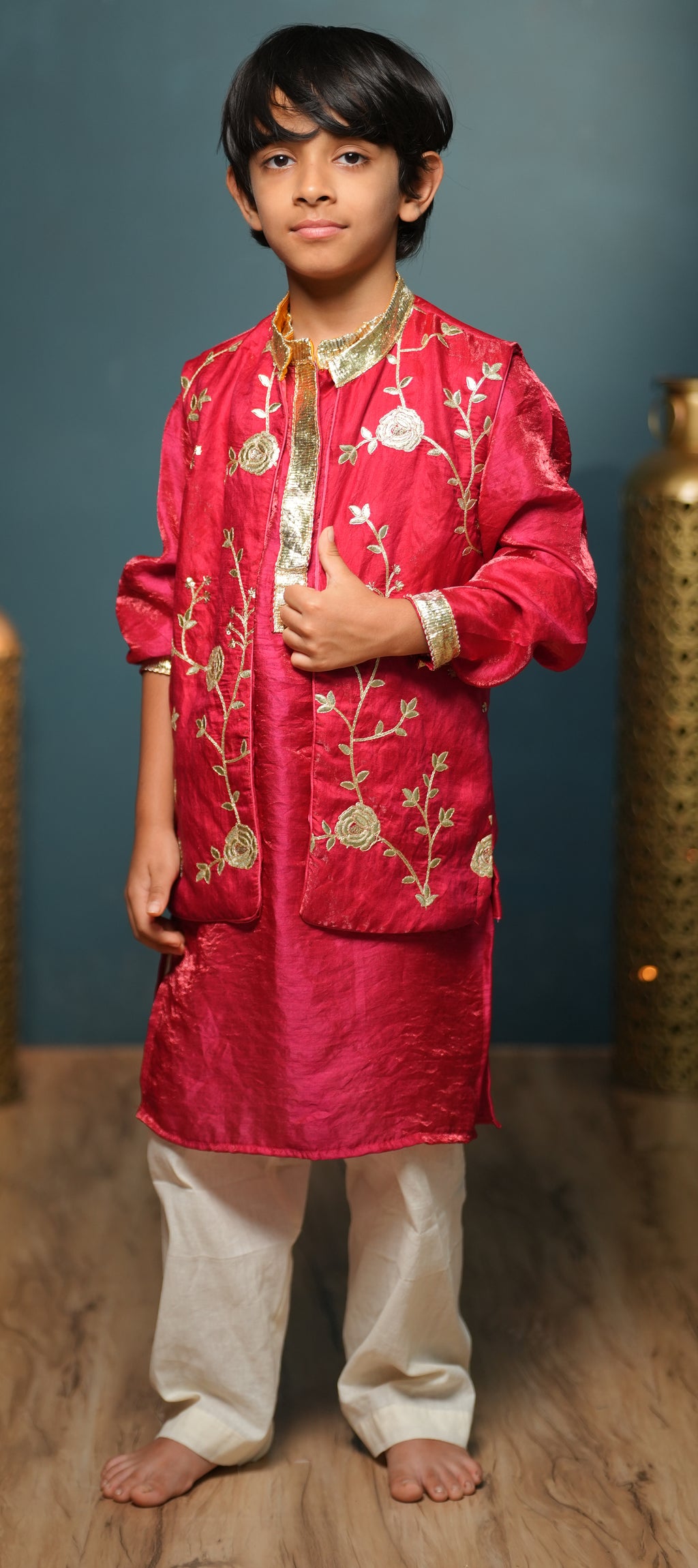 Gulnaar Kurta-Koti Set
